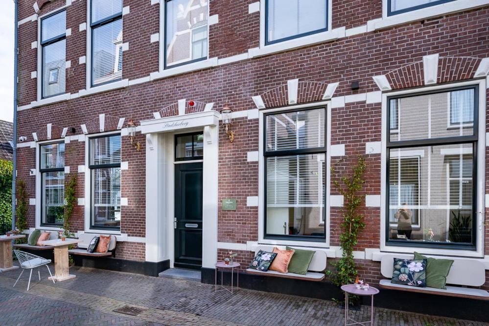 Boutique Hotel - De Stadsherberg Alphen Exterior photo
