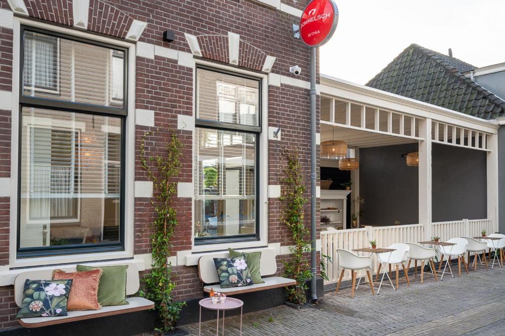 Boutique Hotel - De Stadsherberg Alphen Exterior photo
